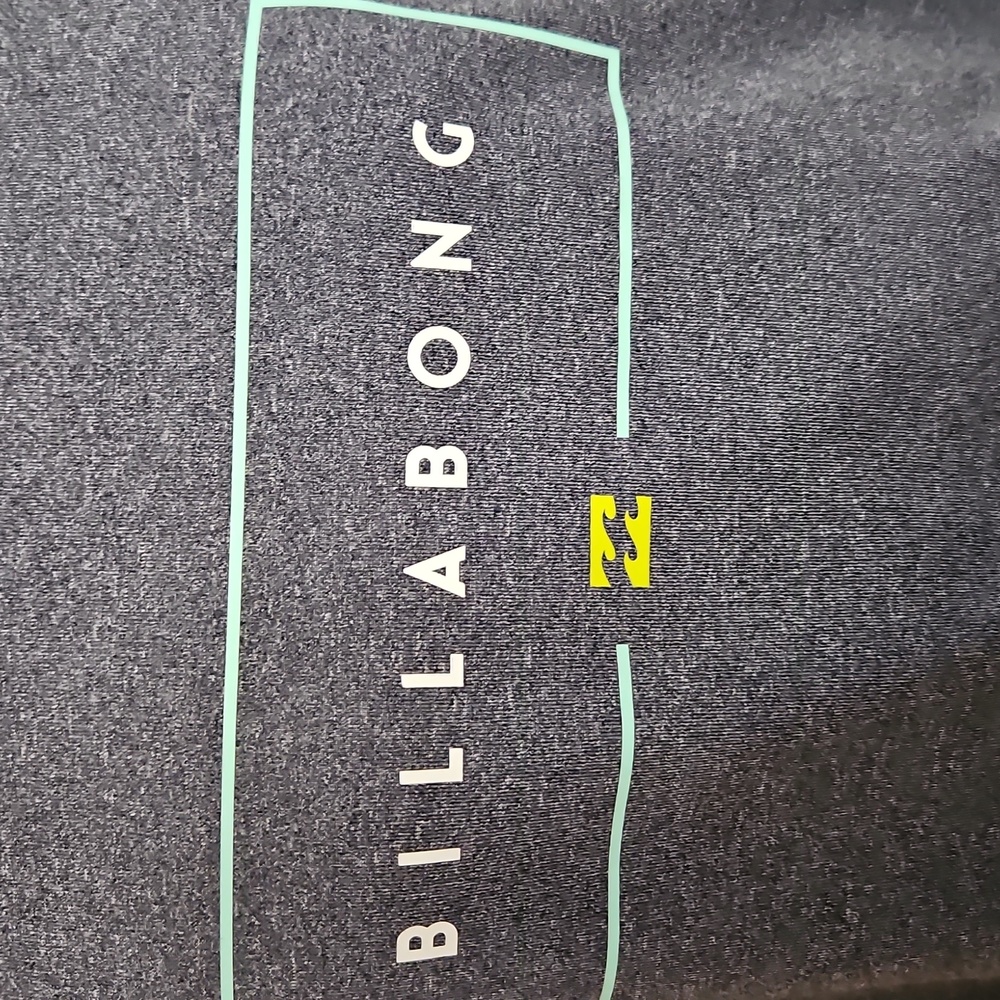 Billabong Water Shirt - Picture 2 of 7